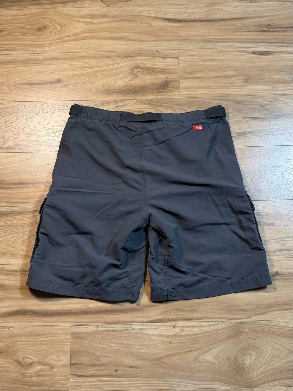 The North Face Men’s Gray Cargo Shorts Nylon Canvas Flat Front Belted Logo